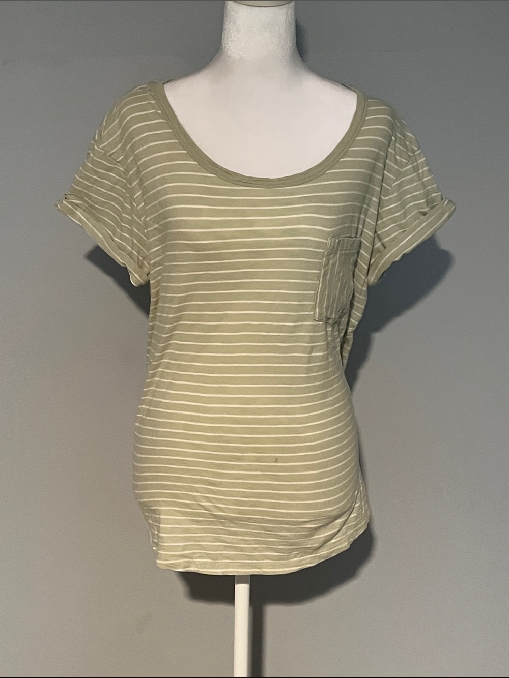Mixed Women's Tops Bundle of 8- Striped, Solid & Patterned - Picture 10 of 14